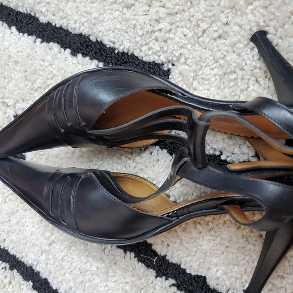 Michelle K strappy pointed pumps - Picture 12 of 12